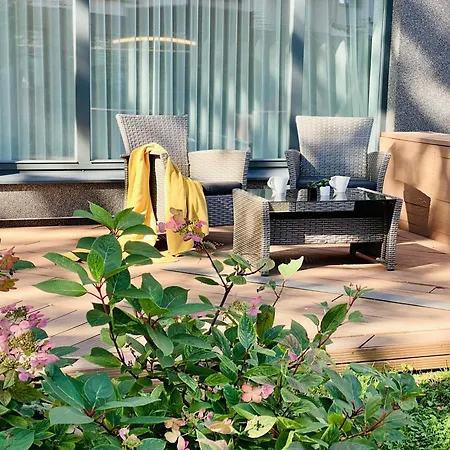 Prime Haven Near Sea & Park, Free Parking, Terrace Tallinn